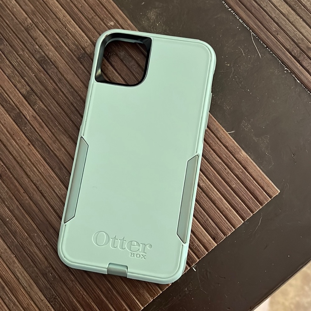 iPhone 11 Pro Max OtterBox Commuter Series Case